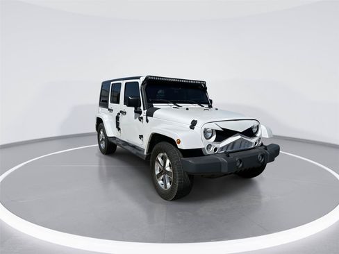 Used 2018 Jeep Wrangler Unlimited Sport S AWD/4WD image 2