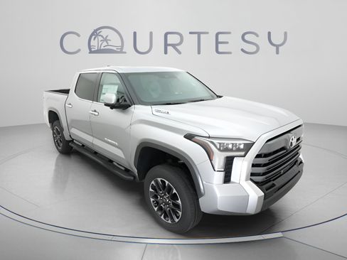 New 2025 Toyota Tundra Limited AWD/4WD image 20