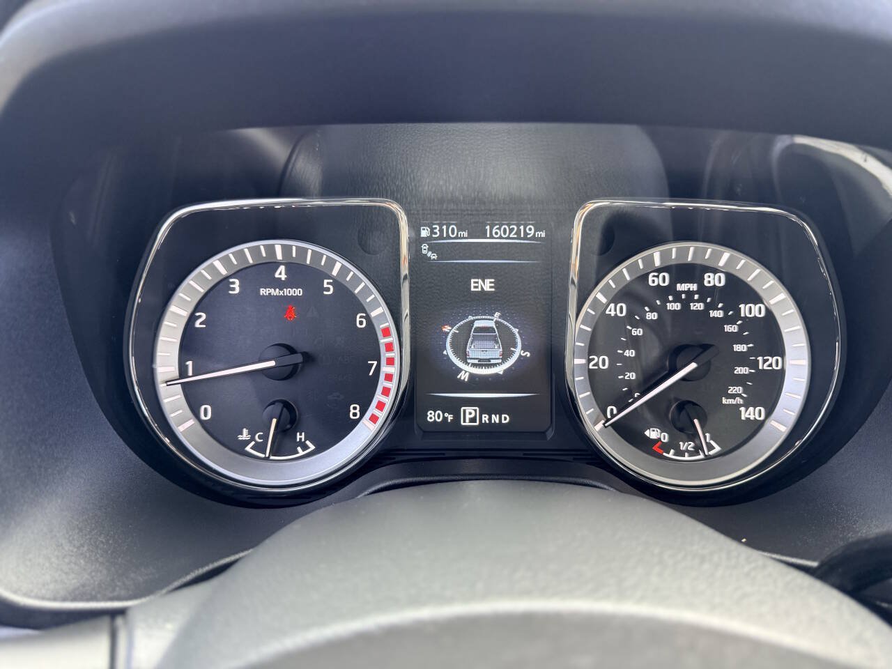 Used 2018 Nissan Titan SL w/ Midnight Edition RWD image 18