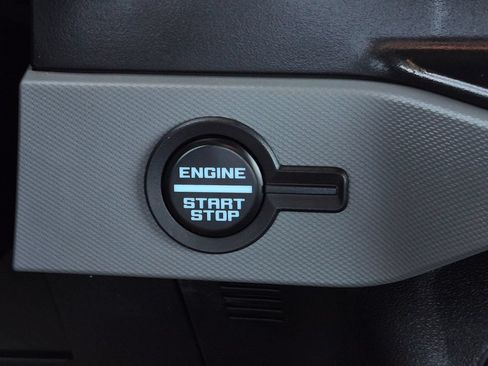 Used 2023 Ford Bronco Black Diamond AWD/4WD image 31