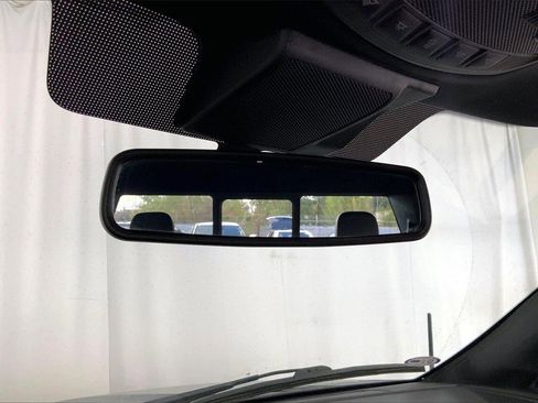 Used 2019 Ford F150 Lariat image 17