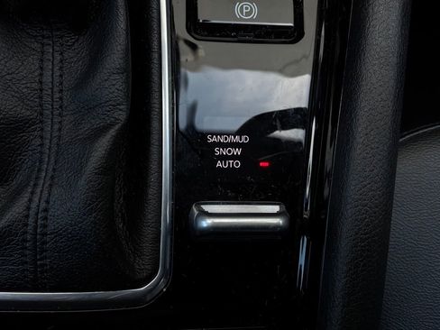 Used 2025 Jeep Compass Limited AWD/4WD image 24