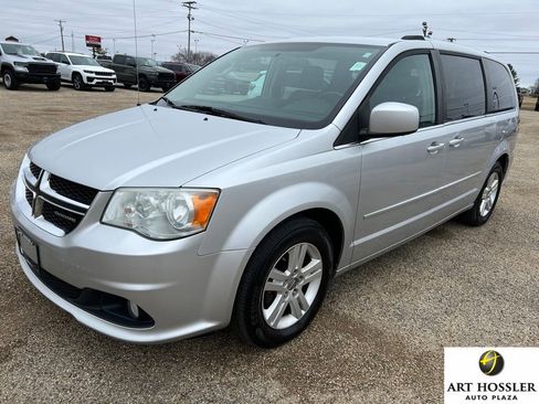 Used 2011 Dodge Grand Caravan Crew w/ Entertainment Group 1 image 1