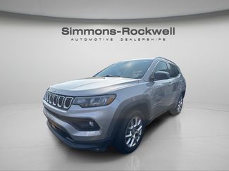 Used 2023 Jeep Compass Latitude AWD/4WD video 1