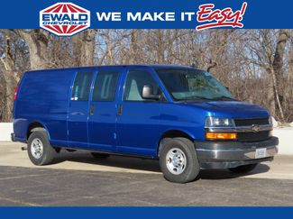 Used 2018 Chevrolet Express 3500 Extended w/ Driver Convenience Package video 1