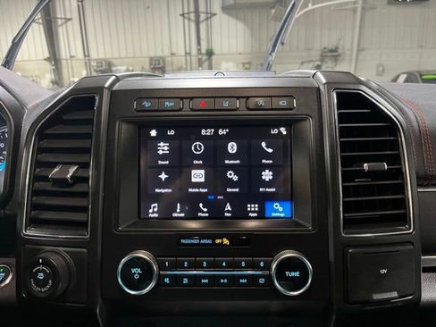 Used 2019 Ford Expedition Max Limited w/ Equipment Group 303A AWD/4WD image 18