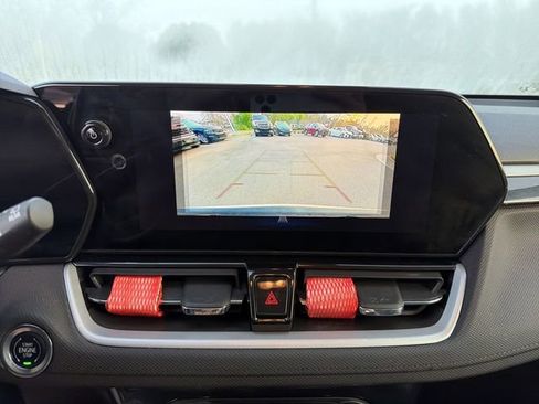 Used 2024 Chevrolet TrailBlazer LT FWD image 27