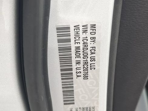 Used 2024 Dodge Durango GT AWD/4WD image 40