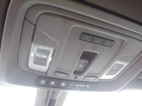 Used 2021 Chevrolet Silverado 2500 LTZ w/ Z71 Chrome Sport Edition image 27