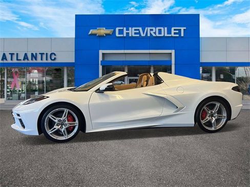 Used 2025 Chevrolet Corvette Stingray Premium Conv w/ Battery Protection Package image 2