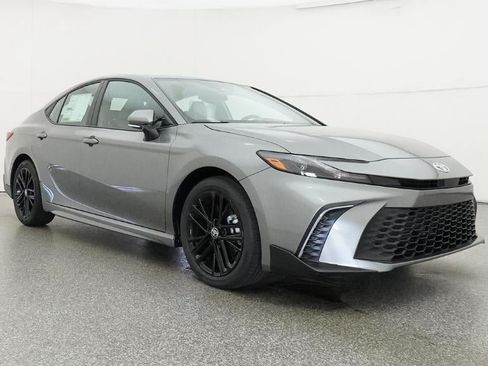 New 2026 Toyota Camry SE FWD image 29