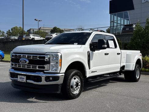 Used 2023 Ford F350 XLT w/ 360-Degree Camera Package AWD/4WD image 5