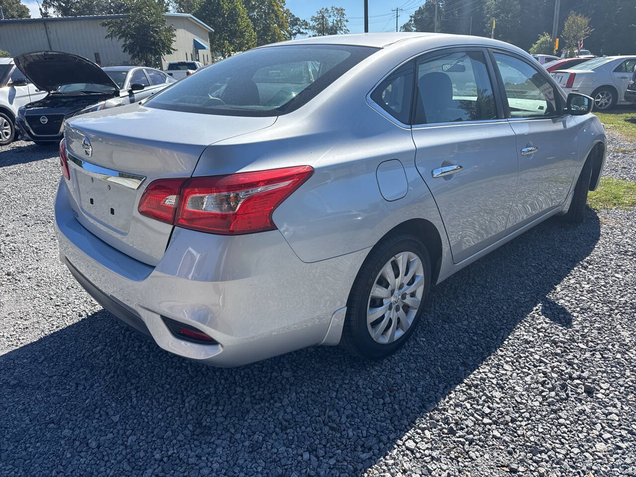 Used 2016 Nissan Sentra S FWD image 3