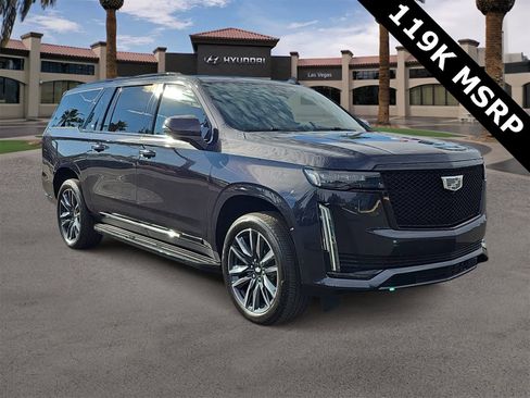 Used 2024 Cadillac Escalade ESV Sport Platinum image 2