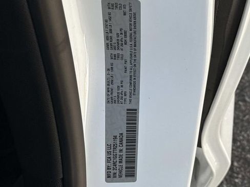 New 2026 Chrysler Pacifica Limited FWD image 44