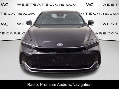 Used 2024 Toyota Crown AWD/4WD image 4