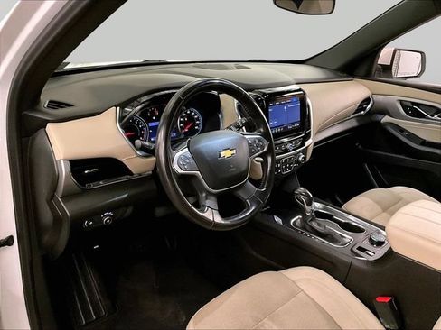Used 2022 Chevrolet Traverse LT AWD/4WD image 12