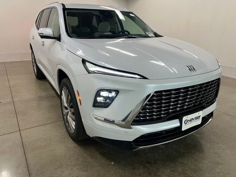 New 2026 Buick Enclave Avenir w/ Super Cruise Package image 1