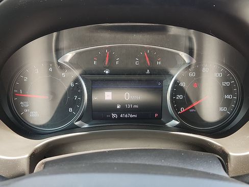 Used 2022 GMC Terrain SLE w/ Driver Convenience Package FWD image 24