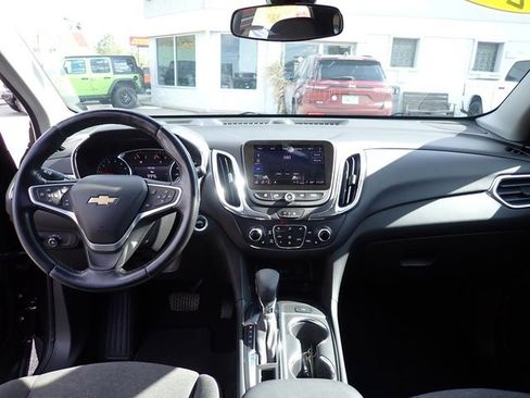 Used 2022 Chevrolet Equinox LT image 16