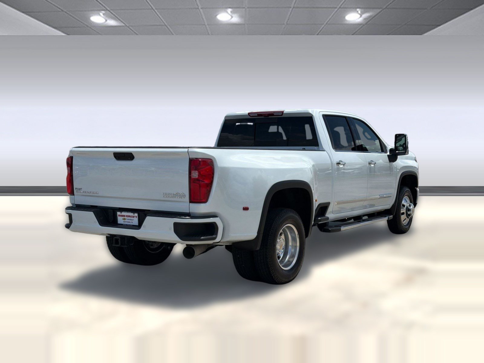 Certified 2026 Chevrolet Silverado 3500 High Country w/ Technology Package AWD/4WD image 9