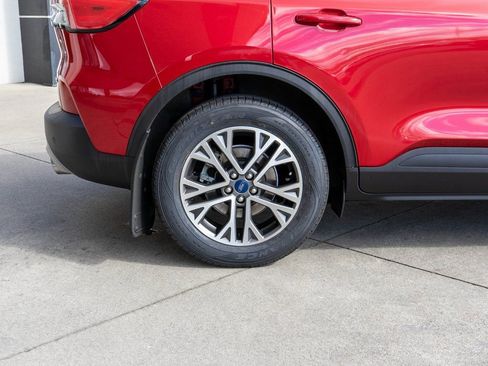 Used 2020 Ford Escape SEL image 33