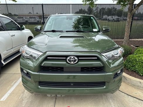 Used 2022 Toyota 4Runner TRD Sport w/ Technology Package AWD/4WD image 3
