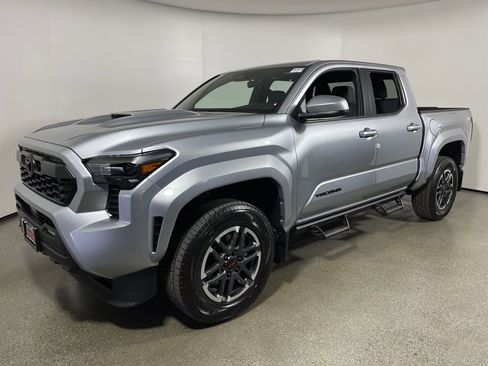 New 2026 Toyota Tacoma TRD Sport image 7