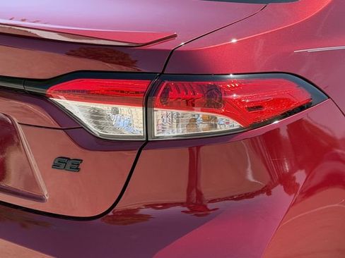 Used 2026 Toyota Corolla SE FWD image 7
