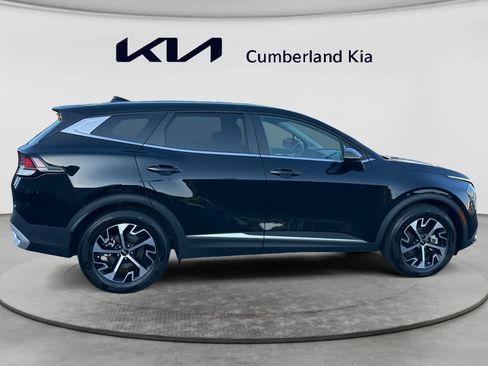 Used 2025 Kia Sportage EX FWD image 6