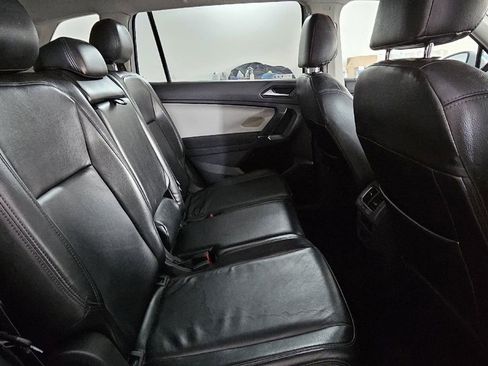 Used 2018 Volkswagen Tiguan S w/ 3rd Row Seat Package AWD/4WD image 17