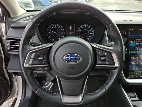 Used 2021 Subaru Outback Premium image 19