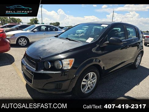 Used 2014 Chevrolet Sonic LT FWD image 1