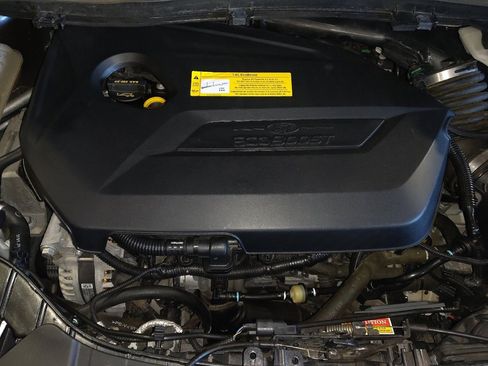 Used 2016 Ford Escape Titanium image 30
