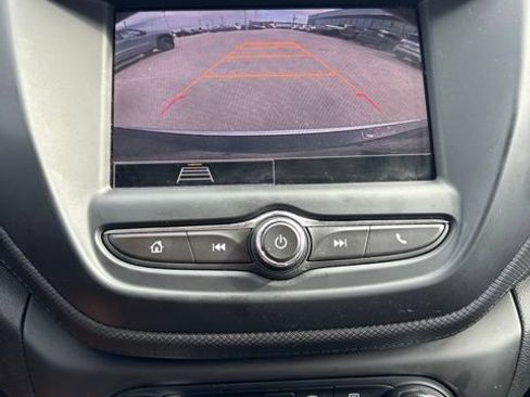Used 2023 Chevrolet TrailBlazer LT FWD image 10