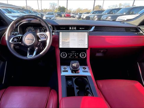 Used 2025 Jaguar F-PACE R-Dynamic S image 17