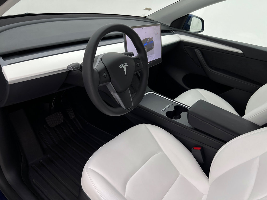 Used 2023 Tesla Model Y Long Range AWD/4WD image 13