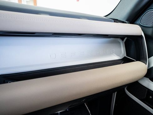 Used 2022 Land Rover Defender 90 X-Dynamic S image 54