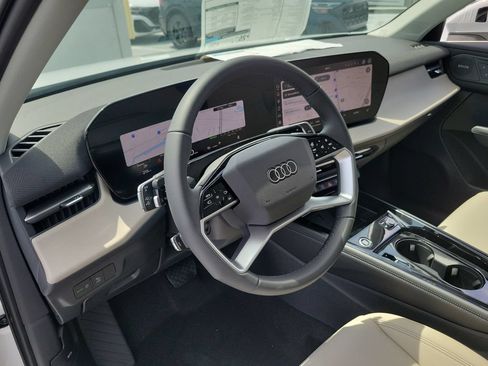New 2026 Audi Q3 quattro 2.0T AWD/4WD image 7
