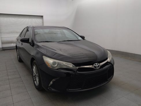 Used 2016 Toyota Camry SE FWD image 13