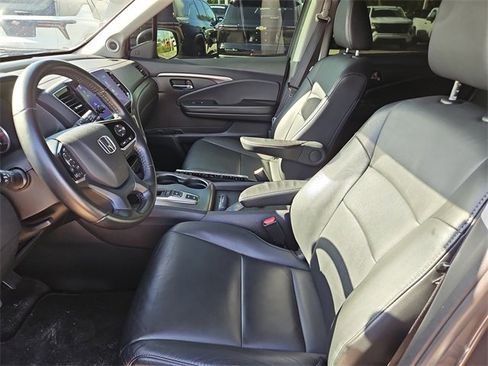 Used 2021 Honda Pilot Special Edition image 17
