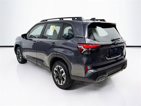 Used 2025 Subaru Forester image 7