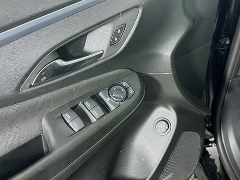 Used 2025 Buick Envista Preferred w/ Convenience I Package FWD image 15