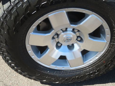 Used 2007 Toyota FJ Cruiser 4WD w/ Upgrade Pkg 1 image 15