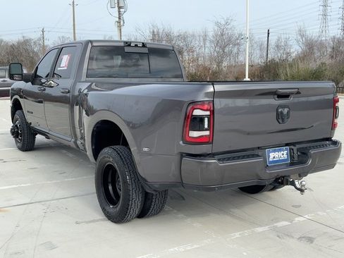Used 2024 RAM 3500 Laramie w/ Night Edition image 8