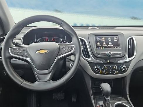 Used 2023 Chevrolet Equinox LT image 9
