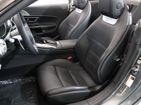 Used 2022 Mercedes-Benz SL 63 AMG 4MATIC image 16