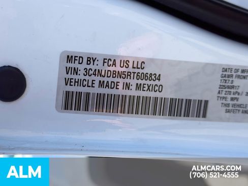 Used 2024 Jeep Compass Latitude w/ Altitude Special Edition image 13