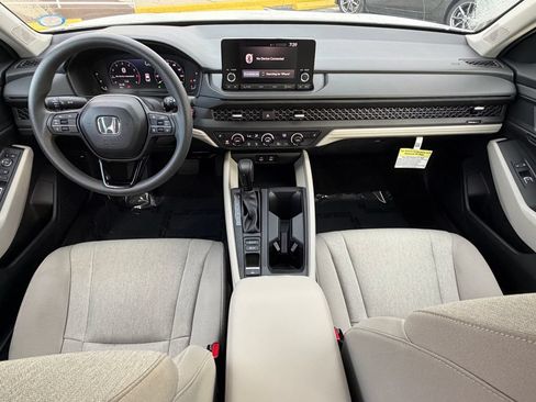 Used 2025 Honda Accord SE image 12