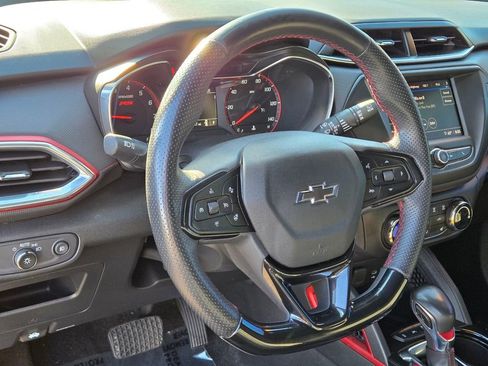 Used 2023 Chevrolet TrailBlazer RS image 18